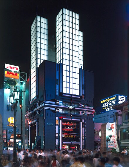 Shin Takamatsu’s Kirin Plaza in Osaka from 1987 has also been demolished, but lives on in numerous photos of the other-worldly prominence it used to have in the centre of that city-Photo from the architect’s site