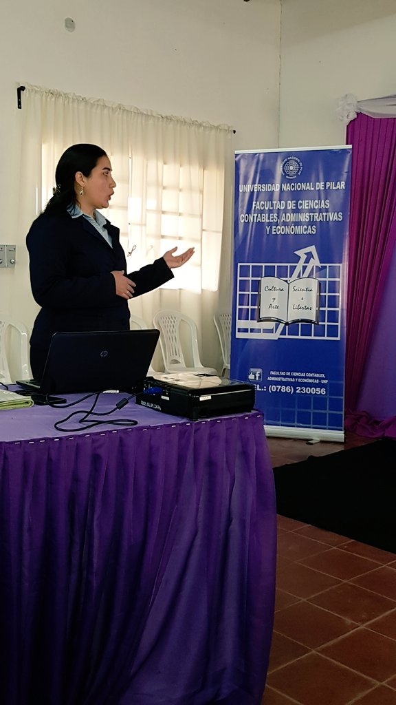 DiosnelD's tweet photo. Defensa de Proyecto de Inversión, Marta Agüero, carrera "Ciencias Administrativas", sección San Juan Bautista Misiones @furialila 💜💜 https://t.co/dzljZWI6Sc