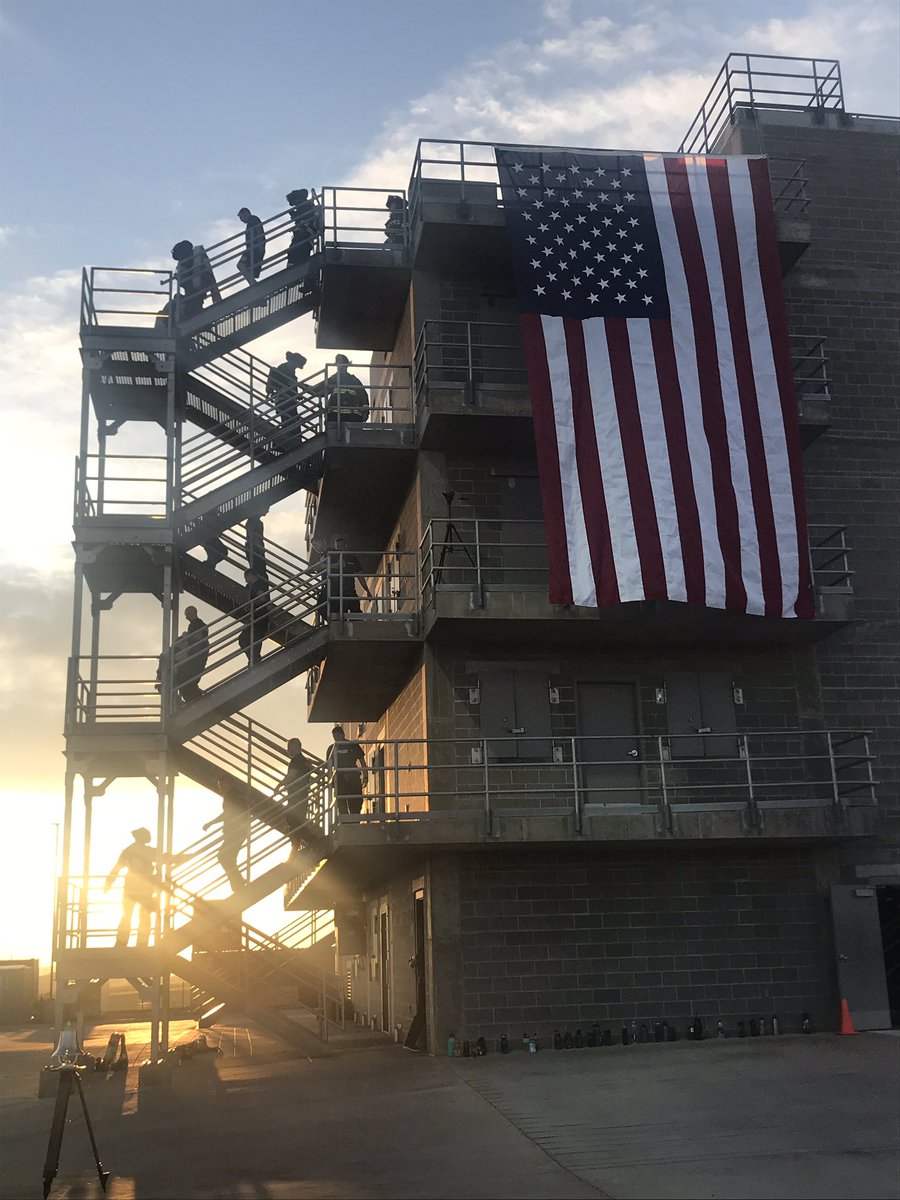 Code4Metz's tweet image. On this fateful 9/11 anniversary @AuroraPD @AuroraFireDpt came together to honor fallen 1st Responders who ran in as others ran out. Our message, “train for the day, because it will come”. Picture is 1st Responders running stairs at academy in memory so that we #NeverForget