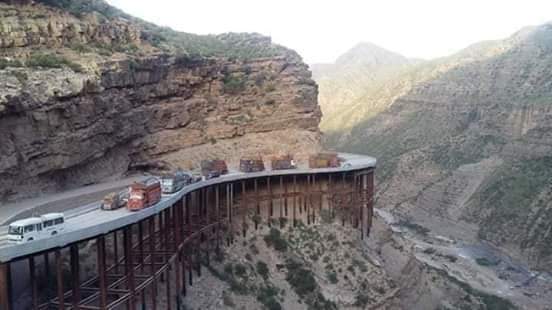 UroojSh58731422's tweet photo. Asia’s Second Largest Steel Bridge completed in DG Khan. 💥💥💥
8 Steel bridges operational for traffic on N-70 National Highway (#Multan-Qila Saifullah) at #Girdu Hills near Fort #Monroe in District #DGKhan. 💝
#ExploreKP #LadyVentures #PakInsiderTourism #ExplorePK https://t.co/wtVXaxYYut