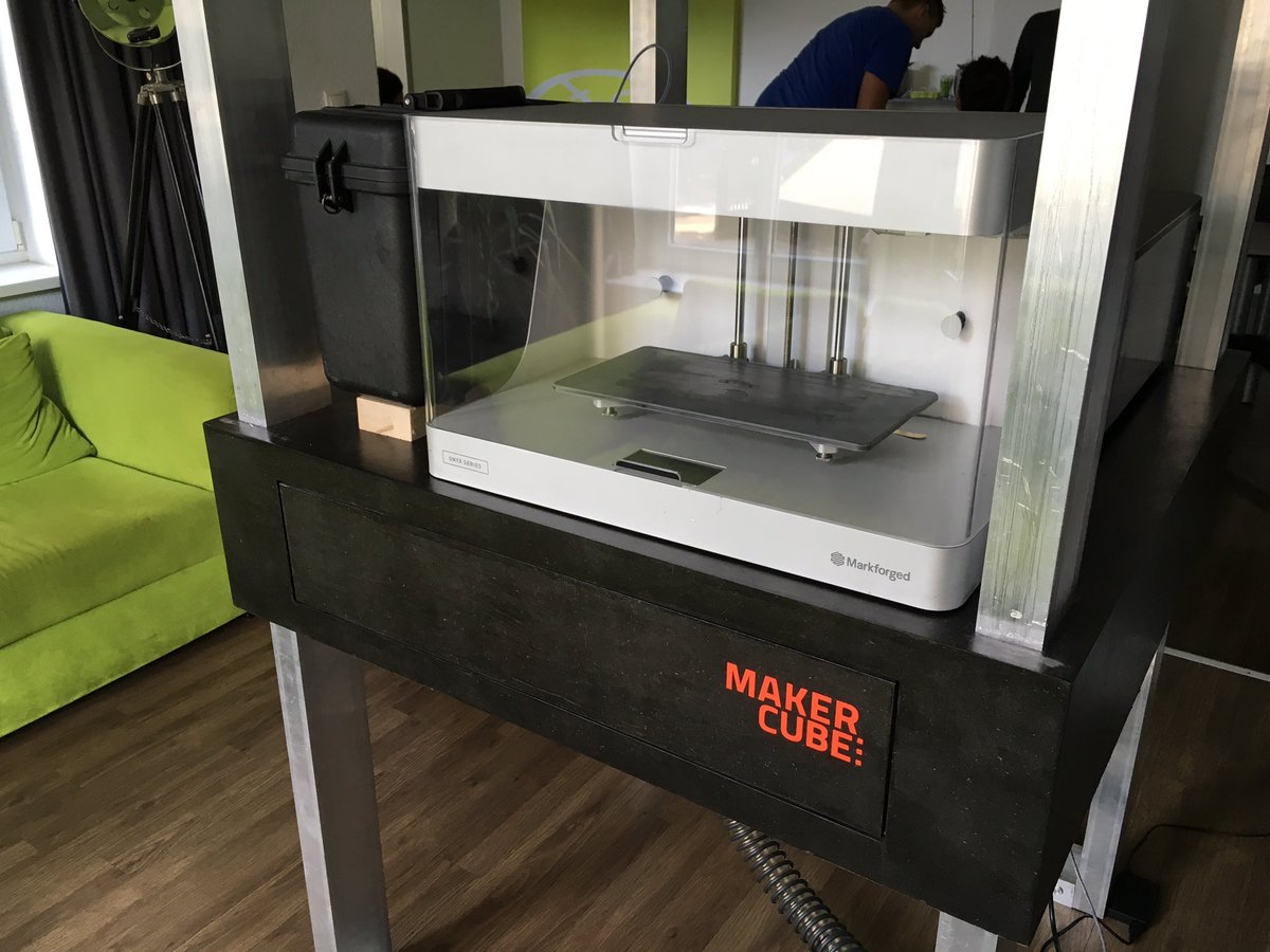 ncshortservice's tweet photo. #makercube
3D-Drucken, Lasercutten, 5-Achs-Fräsen, ...
Heute ist wieder Evolution-Day UND wir haben den MakerCube des FabLab SH bei uns. ⚒⚙️🔫🎁
#fablabsh #makercubesh
https://t.co/7j9FJSPPH6
https://t.co/U81Cr1fzcy https://t.co/SftJktsMBR