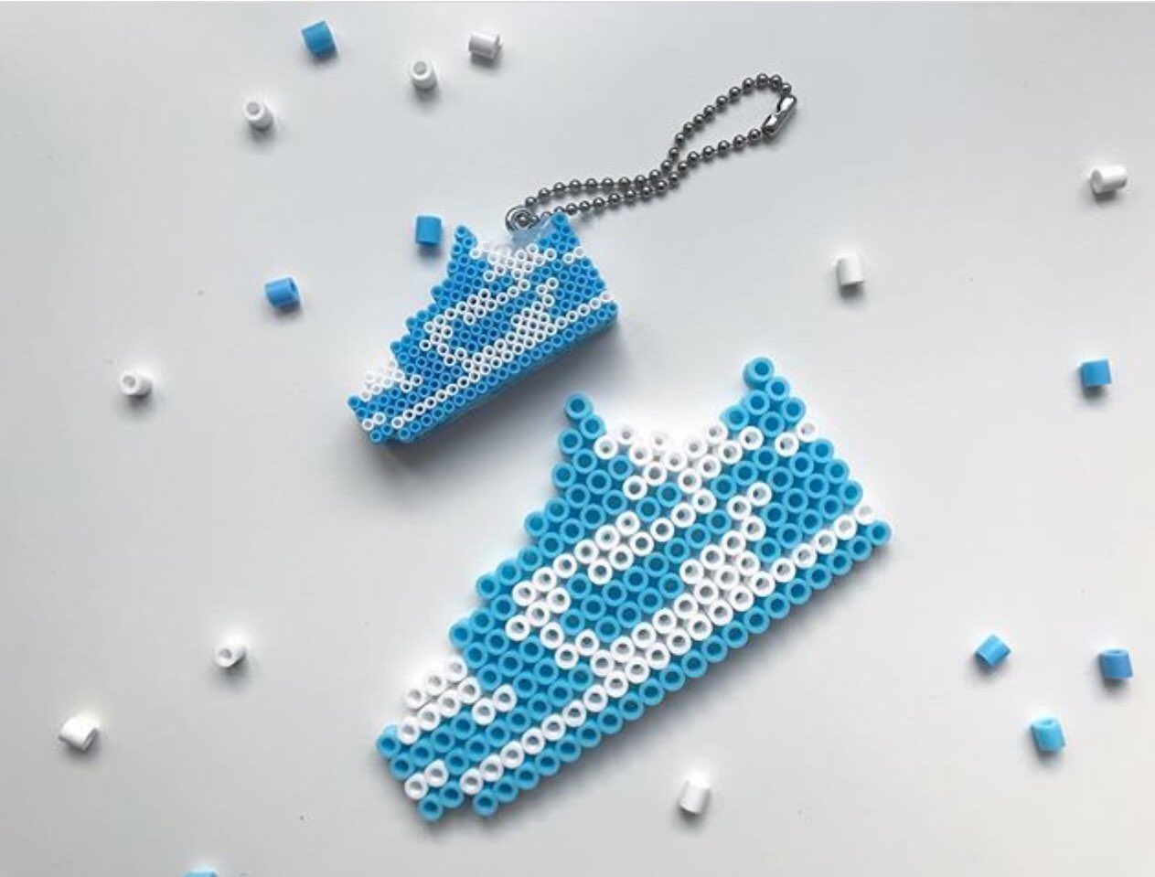 Hama Beads on Twitter: "Oh my! We are losing it over the trainers/sneakers/kicks (depending where you're from 🌏) that @naniekicks produces with those 3D #minibeads #nikes 😍 Happy #ShareYourWorkWednesday #