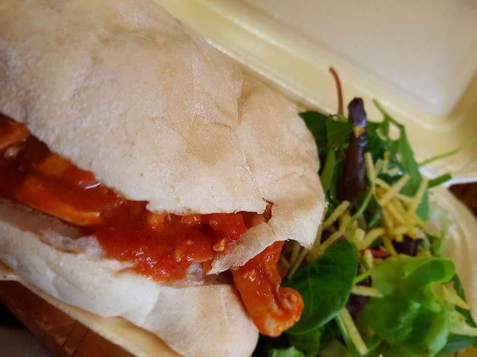 sdeworld's tweet image. A Chicken Sandwich or a Espresso and a Pastel de Nata. Today at Leigh Road Park, from 10.30 am till 2.30 pm @SloughTE @SloughThisis @DomUnsworth @HOMESlough @HWSlough @sloughbusiness @SloughMeans