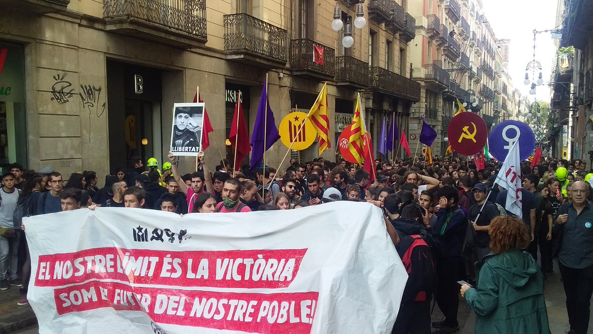 Aurrera doa <a href="/Arran_jovent/">Arran</a> en manifa!!