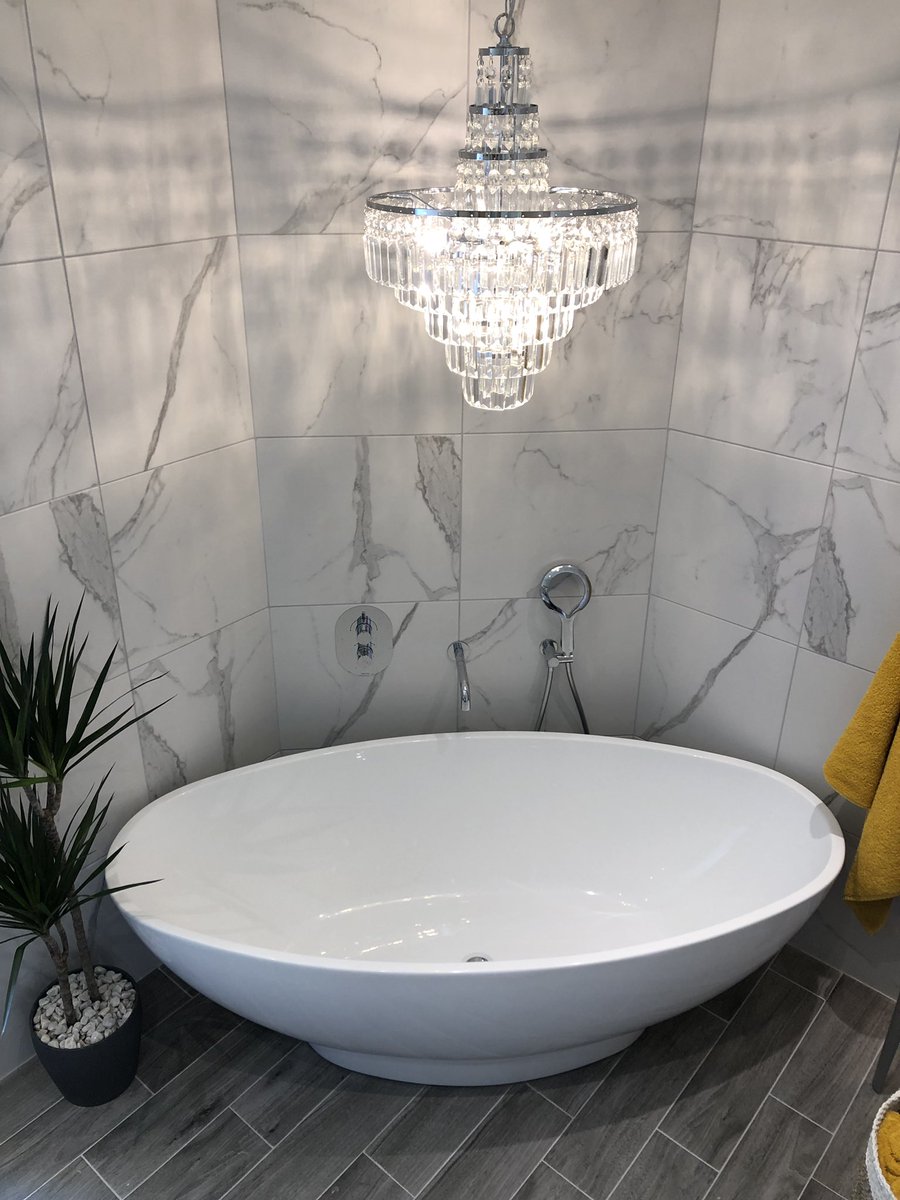 Parkstoneltd's tweet photo. Stunning bathroom we completed with Boxe interior design. @VeverkaAnthony @Zosmedley @john_plumbing  @conceptph1 @JaymieRyanVG @YourPlumbing https://t.co/jUWKujtjJg https://t.co/wNqtpJCQ3l