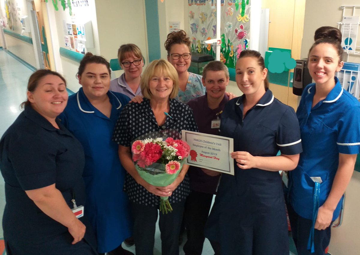 Angela Burrows ❤️🐝🌈🇪🇺 tweet media