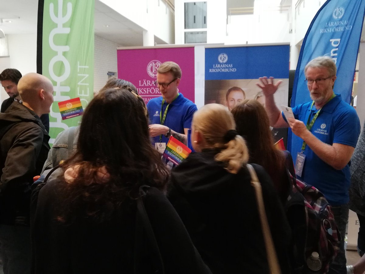masen56's tweet photo. LR Örebro rekryterar lärarstudenter på Örebro universitets välkomstmässa idag den 11 september. @lararnas @svantide @LR_stud https://t.co/SEiP1eodmy