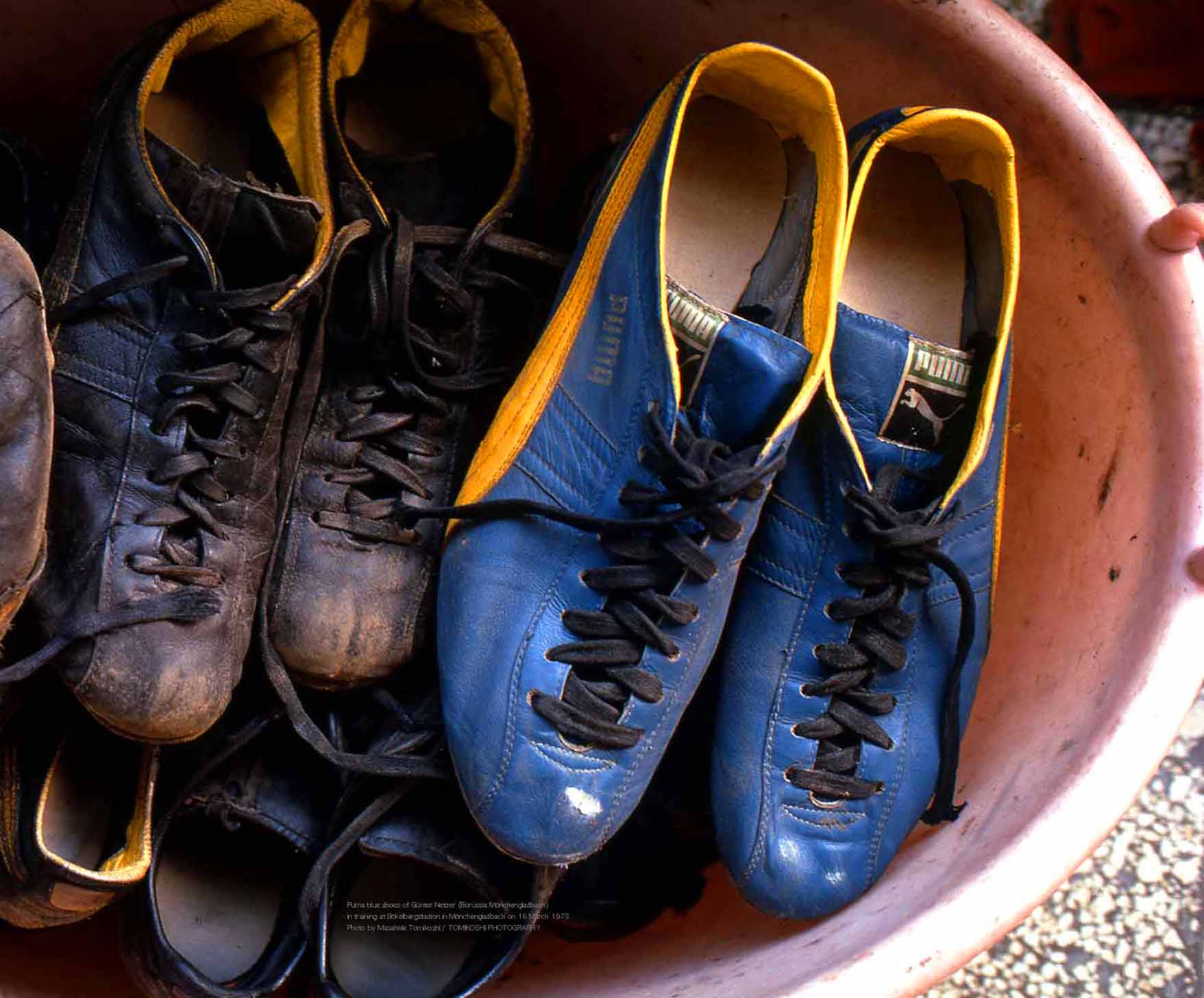 Puma blue top shoes 70s
