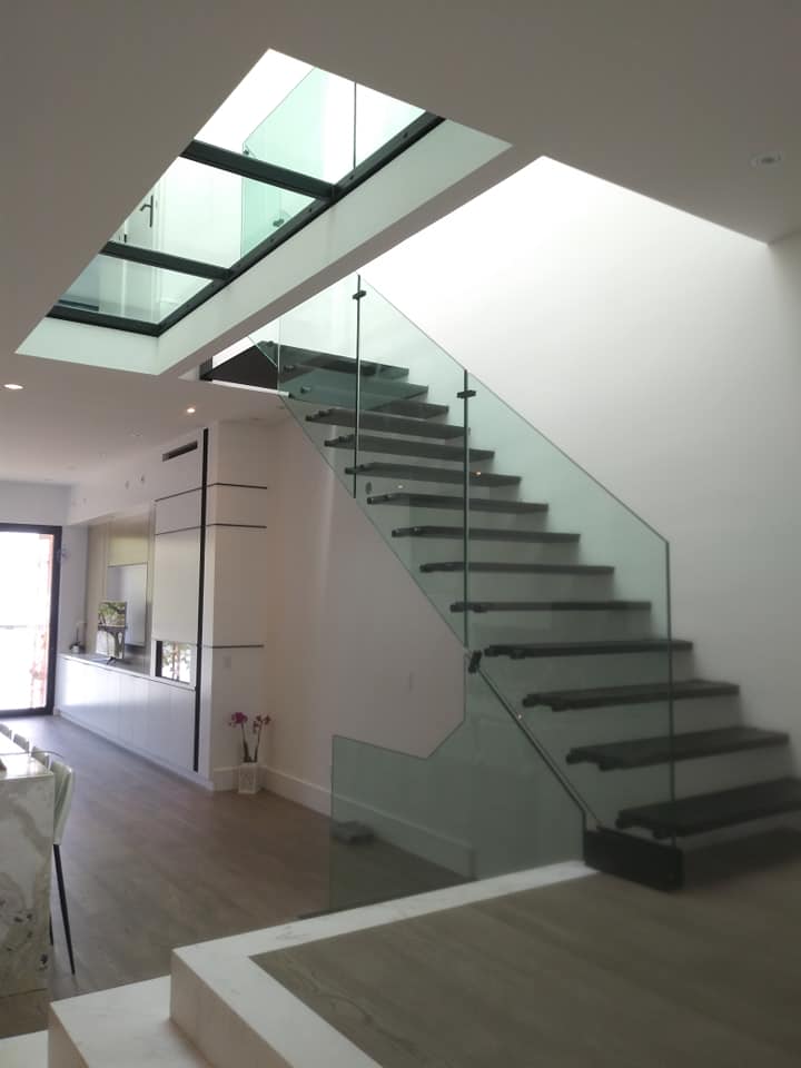 PeakWest's tweet photo. Absolutely beautiful stairs and glass floor. #toronto #canada #constructionworker #Construction #BiancaAndreescu https://t.co/b2tk9dqziv