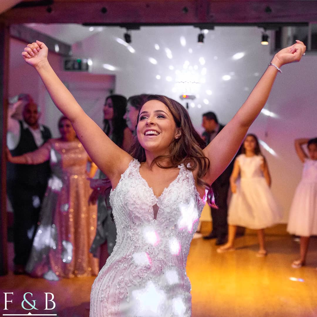 FoxAndBraces's tweet photo. @gaynespark to feel like this on your wedding day 🙌

#weddingvenue #esssx #bride #groom #bridetobe #misstomrs #dj #weddingdj #essex https://t.co/DrLegLExTn