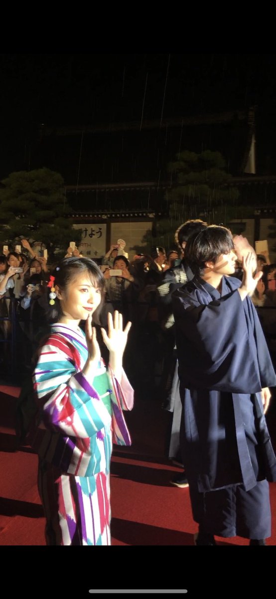 ハロー ワールド 試写 会