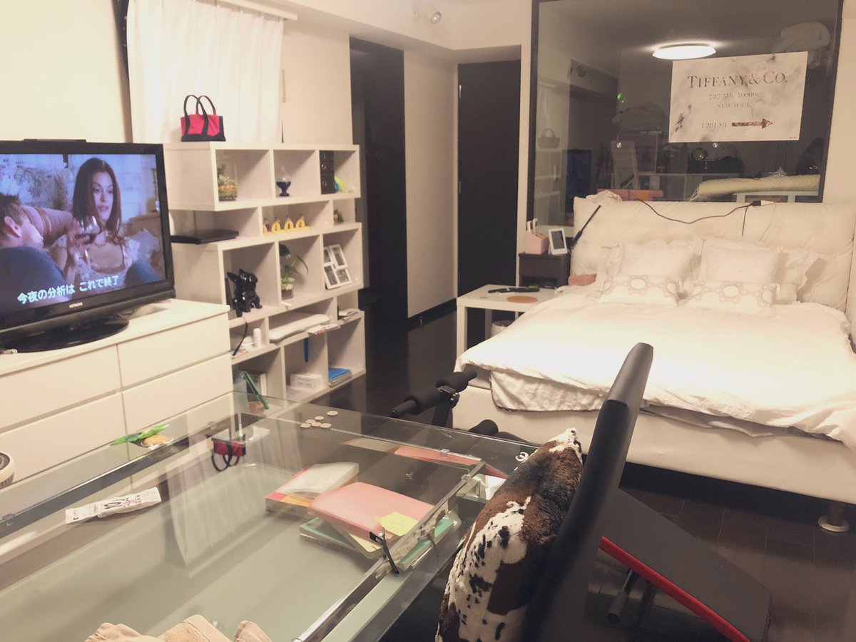 蝸牛 U Tvitteri 今の同棲部屋からは微塵もその面影感じられないからなぁ