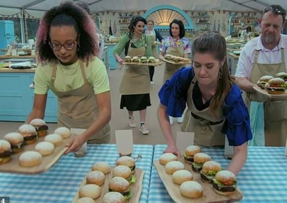 As we saw on <a href="/BritishBakeOff/">British Bake Off</a> last night, baking burger buns from scratch is a real challenge. Americana buns deliver a ready made solution with great flavour, texture and quality. And no wastage! #GBBO lantmannen-unibake.com/en-GB/American…