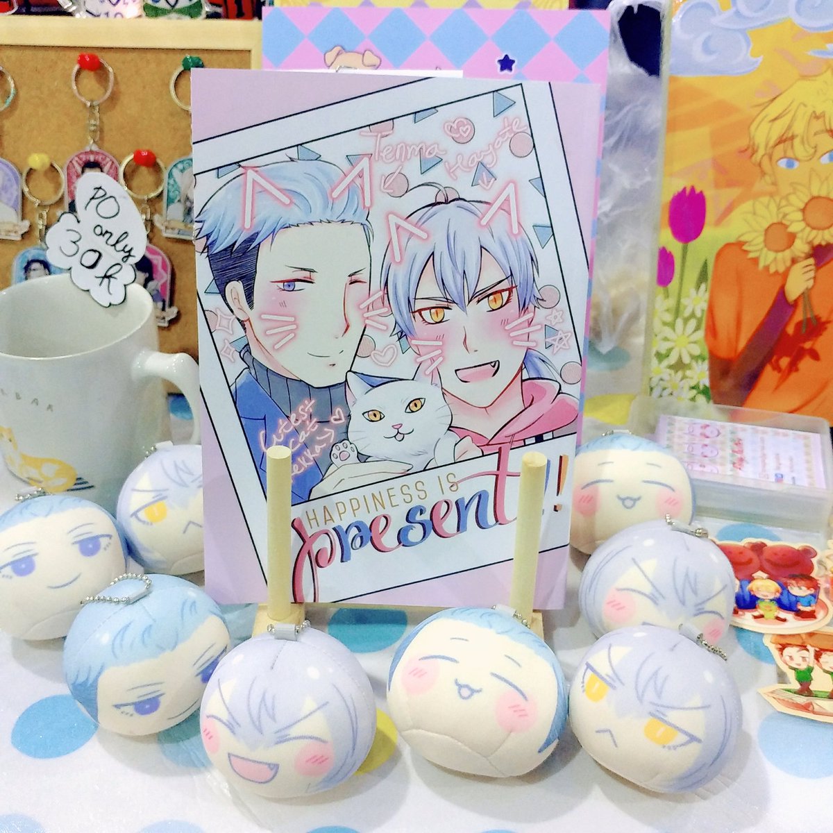 fieryjustice's tweet photo. Highlights from #comifuro13!
✨ Actually publishing and selling my first doujin ever (a BL, even)
✨ Meeting my partner @dofaiyah 
✨ Cosplaying as Hayachan! I really love how it turned out 😭💕
✨ Meeting the founder of the dog shelter for @jocatszine project https://t.co/CFjJ2pb5U0