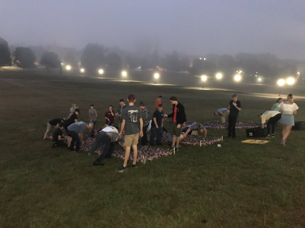 YAF_VT's tweet photo. We had a great turnout this morning for YAF’s 9/11 #NeverForget project. Thanks to all for coming out! https://t.co/1c0TjOWinn