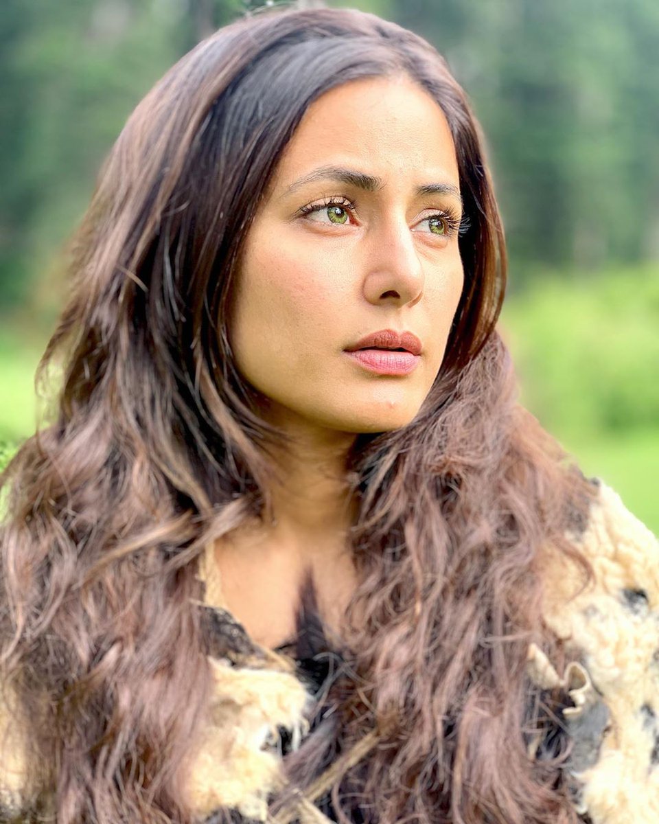 imkkamil12's tweet photo. Meet โGoshaโ My first Indo-Hollywood project, Directed by our very own and talented ...
#Hinakhan
#CountryOfBlind
#VbShootDiaries
#HinaKhanupdate
#InstaUpdate
@eyehinakhan @_hinakhanteam
@HeenaHk199 @naksh_aliya https://t.co/VQxfiRPSpw