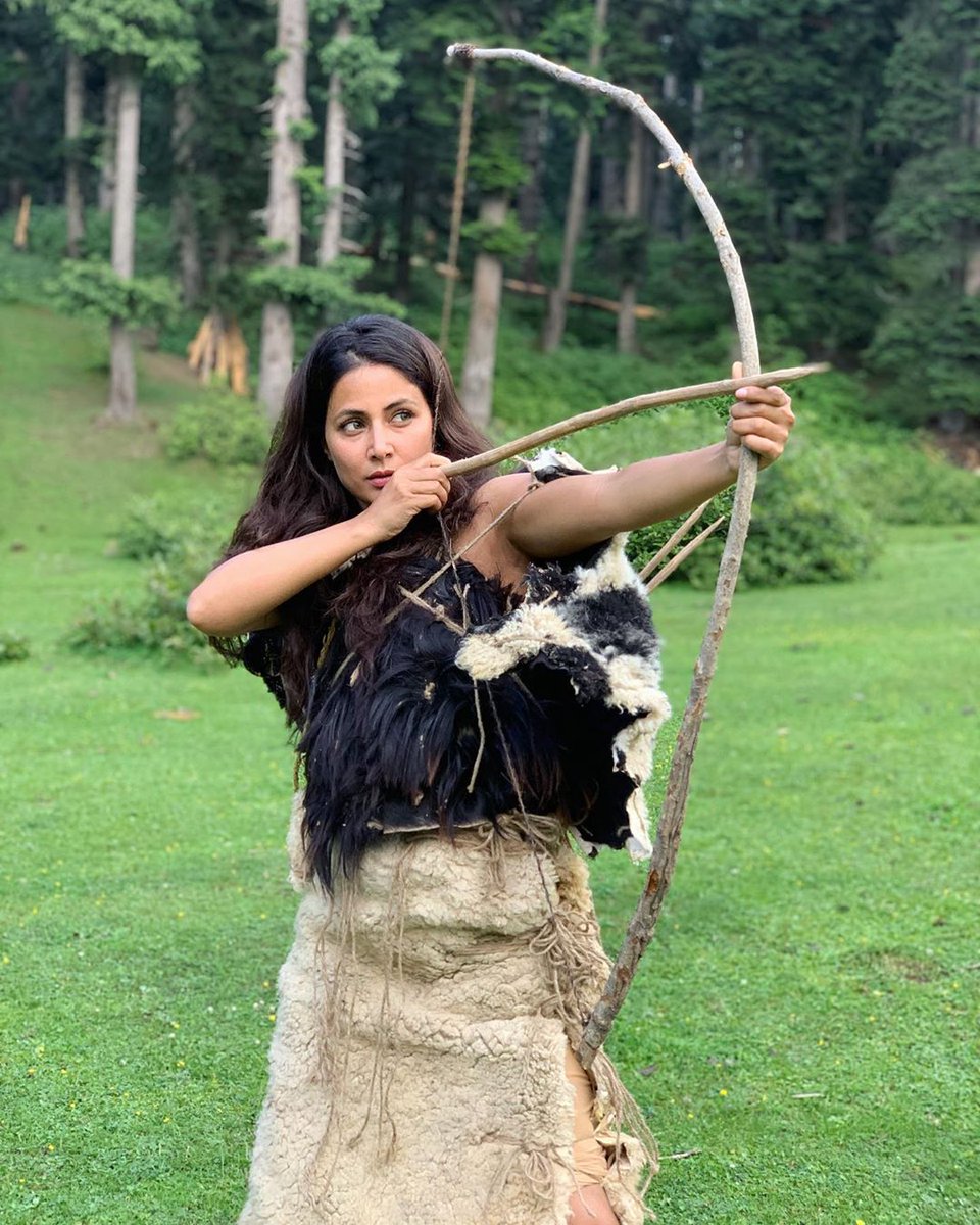 imkkamil12's tweet photo. Meet โGoshaโ My first Indo-Hollywood project, Directed by our very own and talented ...
#Hinakhan
#CountryOfBlind
#VbShootDiaries
#HinaKhanupdate
#InstaUpdate
@eyehinakhan @_hinakhanteam
@HeenaHk199 @naksh_aliya https://t.co/VQxfiRPSpw