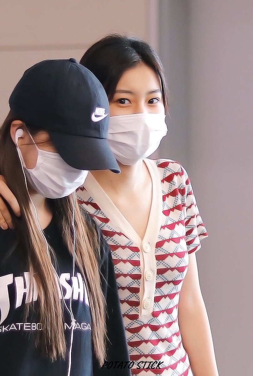 hyewonpic's tweet photo. 190909 © potato stick https://t.co/awrHjzpxYs