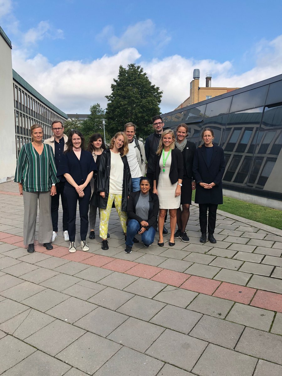 Idag hölls startmöte för projektet Klimatneutrala Barkarbystaden! Järfälla kommun är en av nio kommuner som valts ut av det strategiska forskningsprogrammet <a href="/ViableCities/">viablecities</a>  för att snabba på klimatomställningen @BarkarbyS <a href="/Jarfalla_kommun/">Järfälla Kommun</a> <a href="/NCC_AB/">NCC AB</a> <a href="/EON_Nordic/">E.ON Sverige</a> <a href="/sodertorn/">Södertörns högskola</a> @AFkarriar