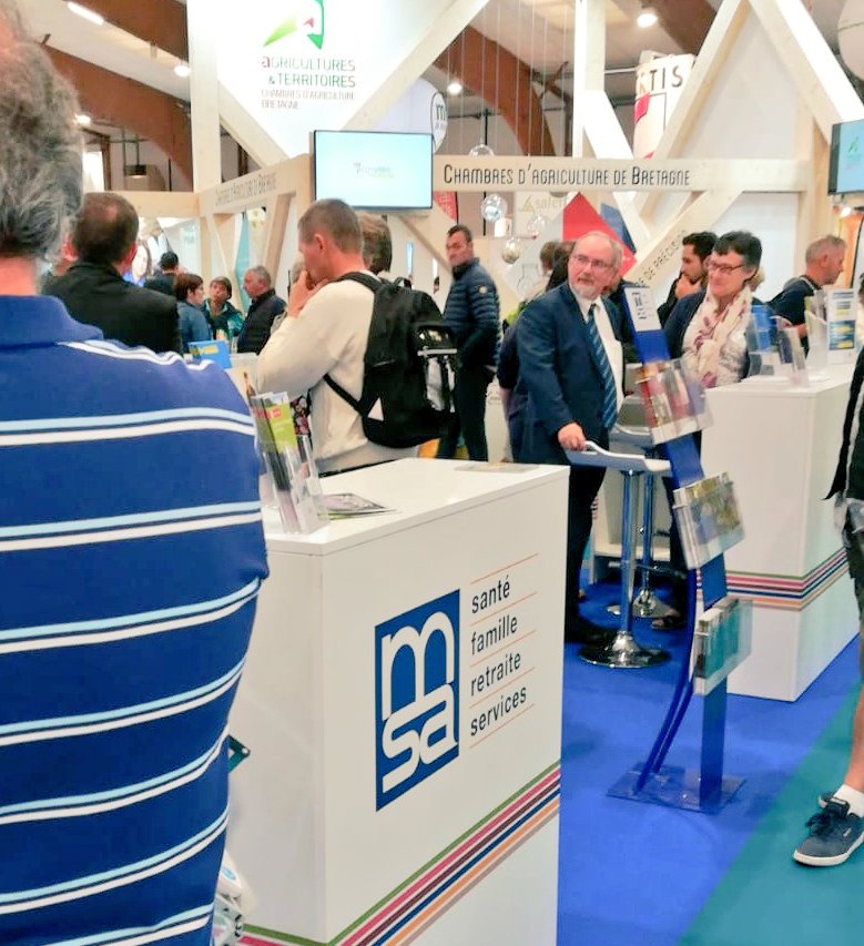 msa_armorique's tweet photo. #SPACE2019 Nos agents d'accueil sont également présents sur place pour répondre 🗣 à toutes les questions que vous vous posez sur votre protection sociale #retraite #famille #sante. https://t.co/uqLR6WAava