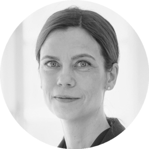 erfk2019's tweet photo. Hur styr vi affärer mot klimatsmarta och hållbar investeringar?

Hör Karin Wessman, hållbarhetschef på Exportkreditnämnden (EKN), tala om exportaffärers roll i omställningen mot en hållbar utveckling. 

9 oktober kl 14.00 på stora scenen.
#hållbar #klimatsmart #gronekonomi https://t.co/leE0nSQQNV