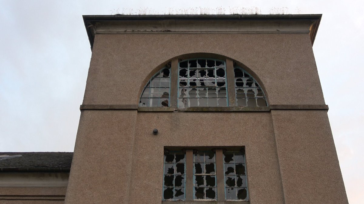 _ourtour's tweet photo. The North Third Reservoir abandoned treatment works building. #derelictscotland #disusedbuilding #urbex #urbanexploration #derelict #disused #ourtour #stirlingshire #stirling #norththirdreservoir #norththird #scotland #scotlandhighlands #scottish #scottishscenery #visitscotland https://t.co/MRfmGWccPM