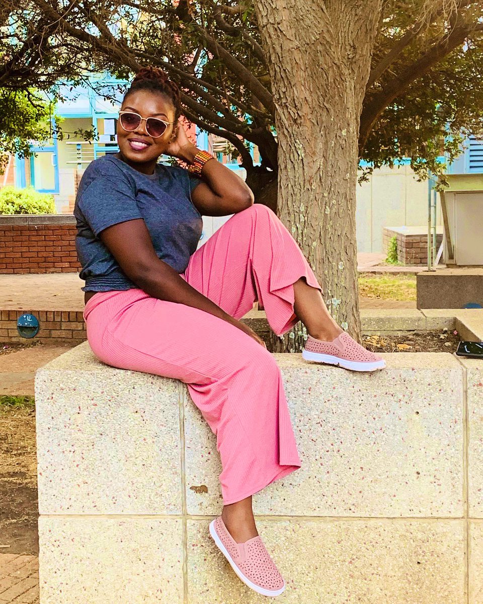 iam_Ndoni's tweet photo. Crush away 🌷 #SpringChild🌻 #WCW https://t.co/nCdcvJFIyg