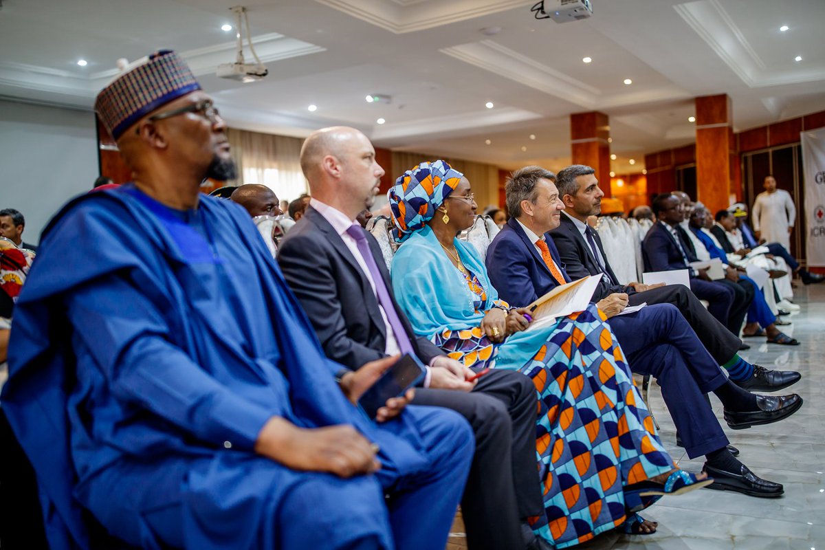 Sadiya_farouq's tweet photo. Yesterday, I spent my time at the @ICRC Commemorative event in commemoration of the 70th Anniversary of the Geneva Conventions of 1949. It was an opportunity to discuss humanitarian laws and related issues. https://t.co/ShyJRzjREd