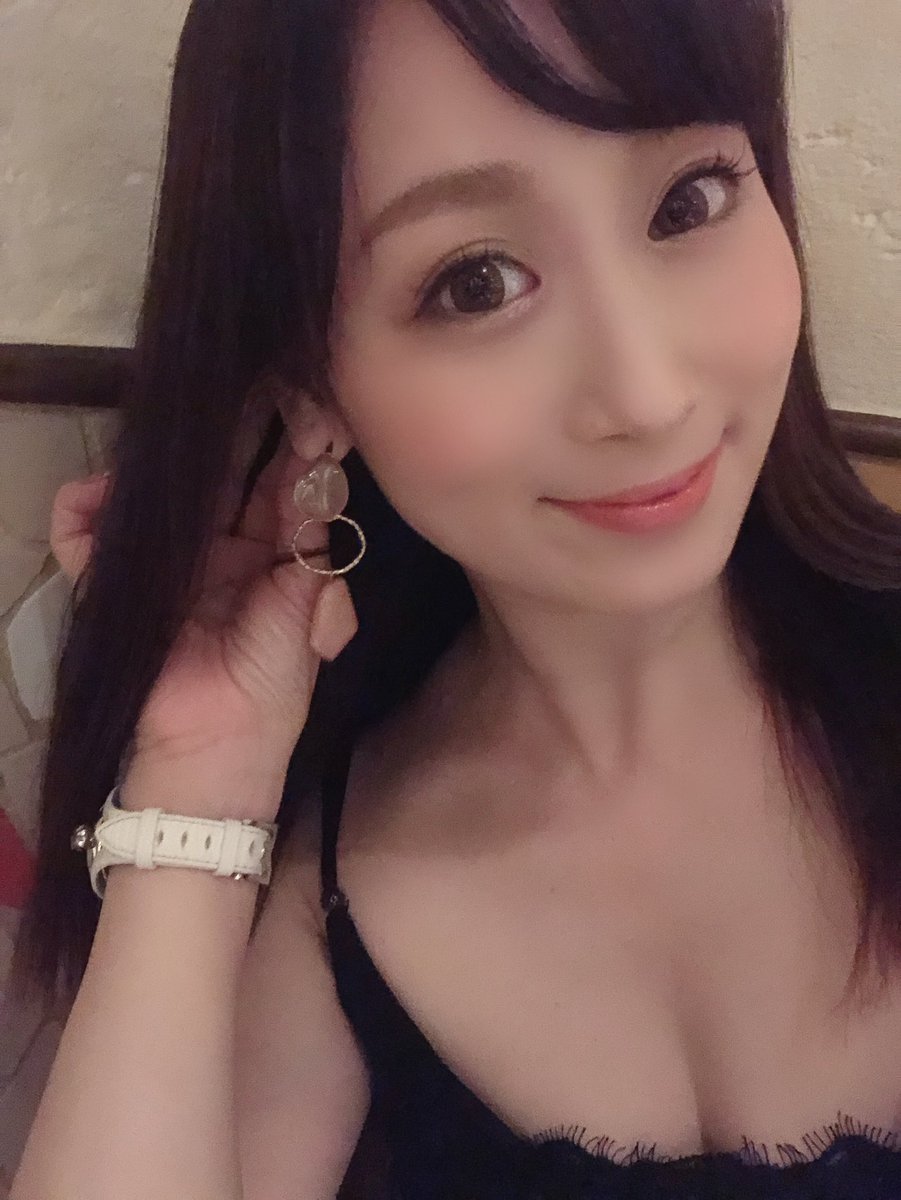 Lounge Bar Labyrinth ラウンジバー ラビリンス 今日は咲ちゃんday 瀬戸すみれちゃんもいる日だけど 急遽出勤するよ ただ ラストまではいませーん 9 12 14が川上出勤日になります Lounge Bar Labyrinth ラウンジバー ラビリンス 今日は咲ちゃんday 瀬戸すみれちゃんもいる日だけど 急遽出勤するよ ただ ラストまではいませーん 9 12 14が川上出勤日になります