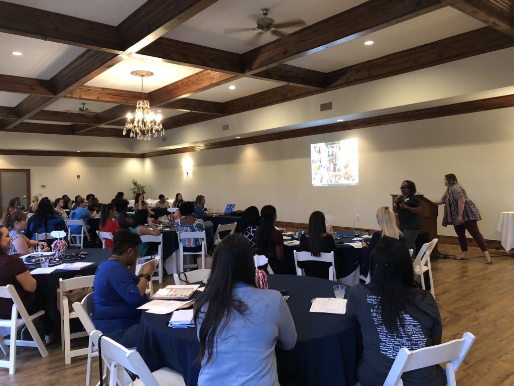 JLGNF_Pres's tweet photo. Great turnout at JLGNF’s September GMM! Looking forward to a great year! https://t.co/VUbuFVlVU9
