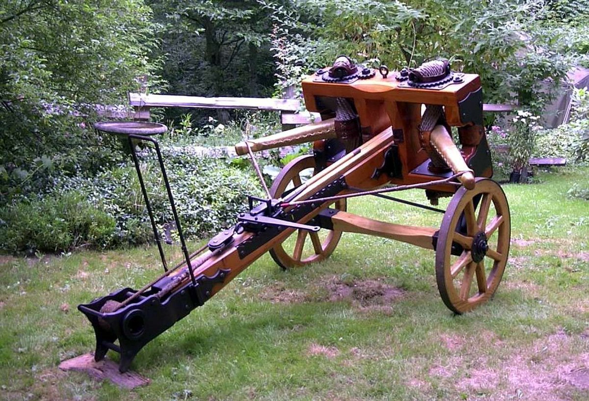 狐十八 バリスタ Ballista は 古代から中世にかけて使われた 据え置き式の大型弩砲である T Co Xi7d5mmyu3 狐十八 バリスタ Ballista は 古代から中世にかけて使われた 据え置き式の大型弩砲である T Co Xi7d5mmyu3
