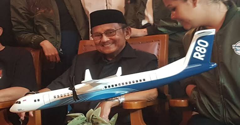 Selamat jalan Pak BJ Habibie, selamat bertemu dan bersatu kembali dengan Ibu Ainun. Salam sayang dari kami semua. ❤️ #RIPBJHabibie