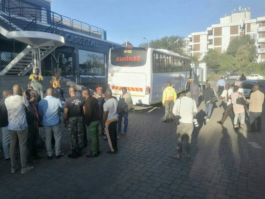 EricanSA's tweet image. Hundreds of Nigerian nationals left the Nigerian embassy in Rivonia hoping to be deported back home. Upon arrival at the OR Tambo International Airport some of the Nigerians were turned away for not having the necessary documentation.