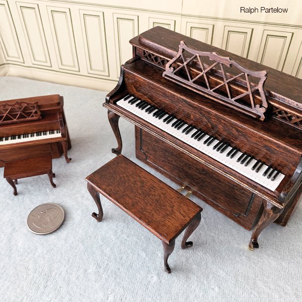 DH_Miniatures's tweet image. Get to know Ralph Partelow, a master miniature piano maker in the September/October issue. 

#miniatures #dollhouse #dollhouseminiatures #minis #piano #music #instrument #create

dhminiatures.com