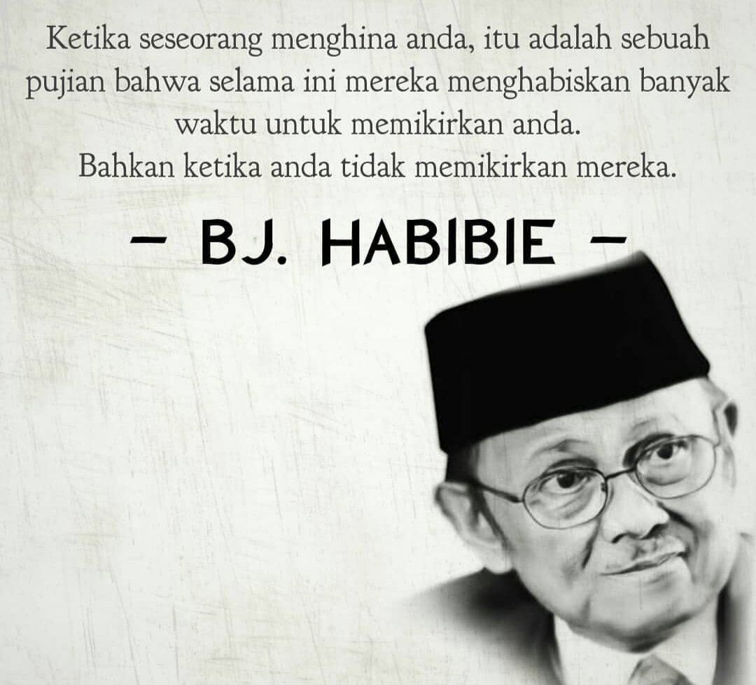 edelweisbasah's tweet photo. Inalillahi. Selamat jalan, pak Habibie. Semoga bertemu dengan Ainunmu, pak. Semoga husnul khotimah. Alfatihah. https://t.co/hBB8GxyhnW