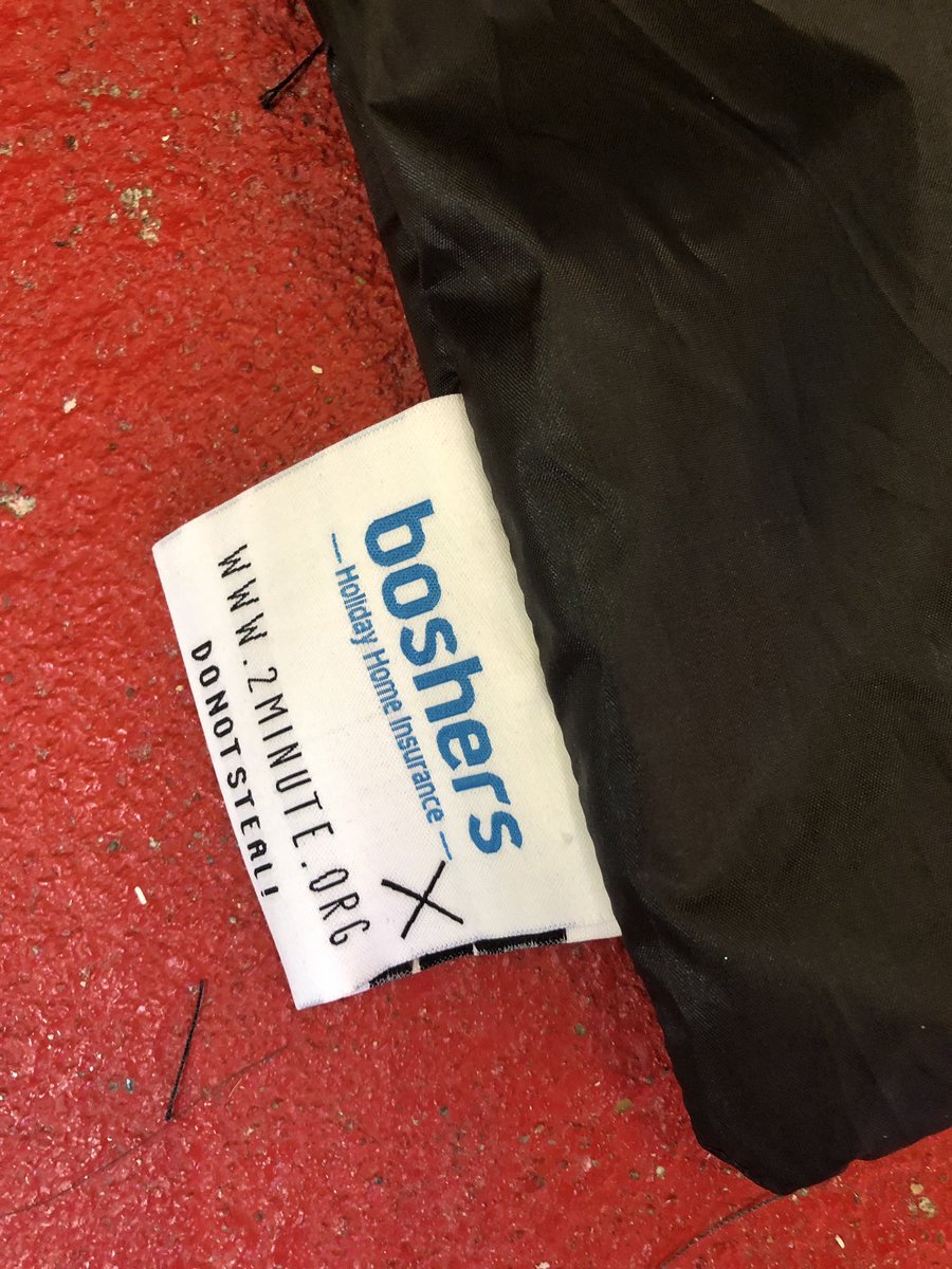 RootedOcean's tweet image. So..  This is happening. Next run of Beach Clean bags in production.  Repurposed, discarded tents (to) Functional Litter pick bags.. yeew.@2minbeachclean #waronplastic