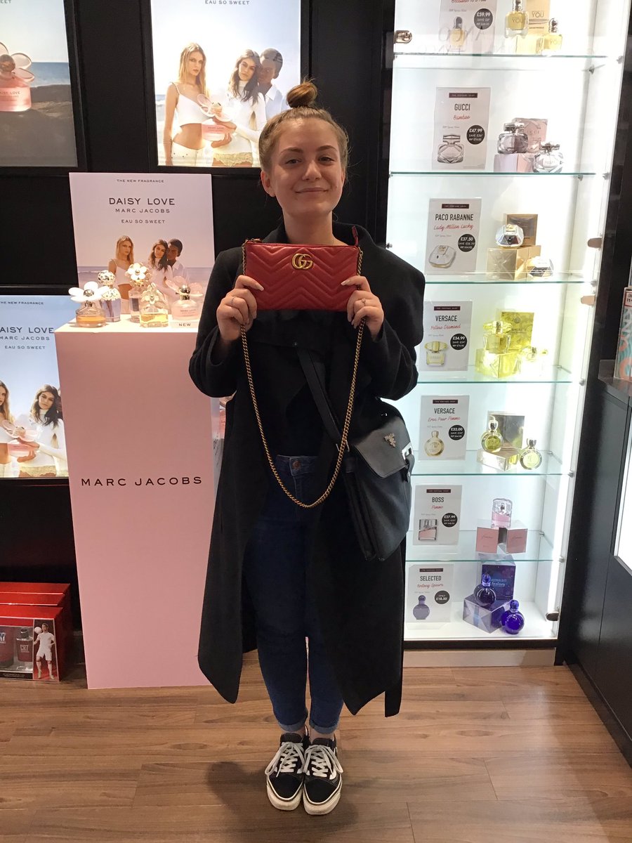 TpsIslington's tweet photo. Here’s our Sales advisor Carley with her Gucci wow prize!! Well done!!! 🎉🎉 @stevendaytps @michelle_tyson1 @artforfreedom24 https://t.co/uH26xiLOel