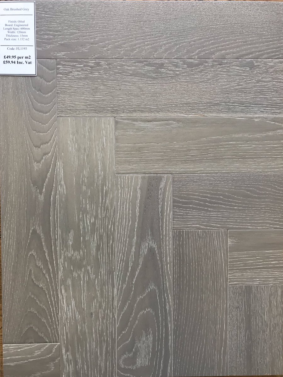 toolsandtimber's tweet photo. Stunning Engineered European Oak Herringbone Flooring. starting from £46.95 per sqm. Available in 6 Finishes:
Raw
Brushed Grey
Cognac
Black Oil
Standard Oil
Ice 
#flooring #herringbone #housebuild #joinery #interiordecorating #engineeredflooring https://t.co/qW3bUBCbj3