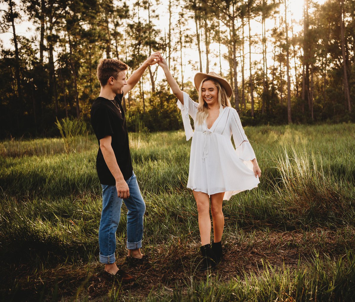 johncoronadopho's tweet photo. Find you someone who looks at you the Bailey looks at @SavannahZuk. #Goals https://t.co/zJgR1buyeX