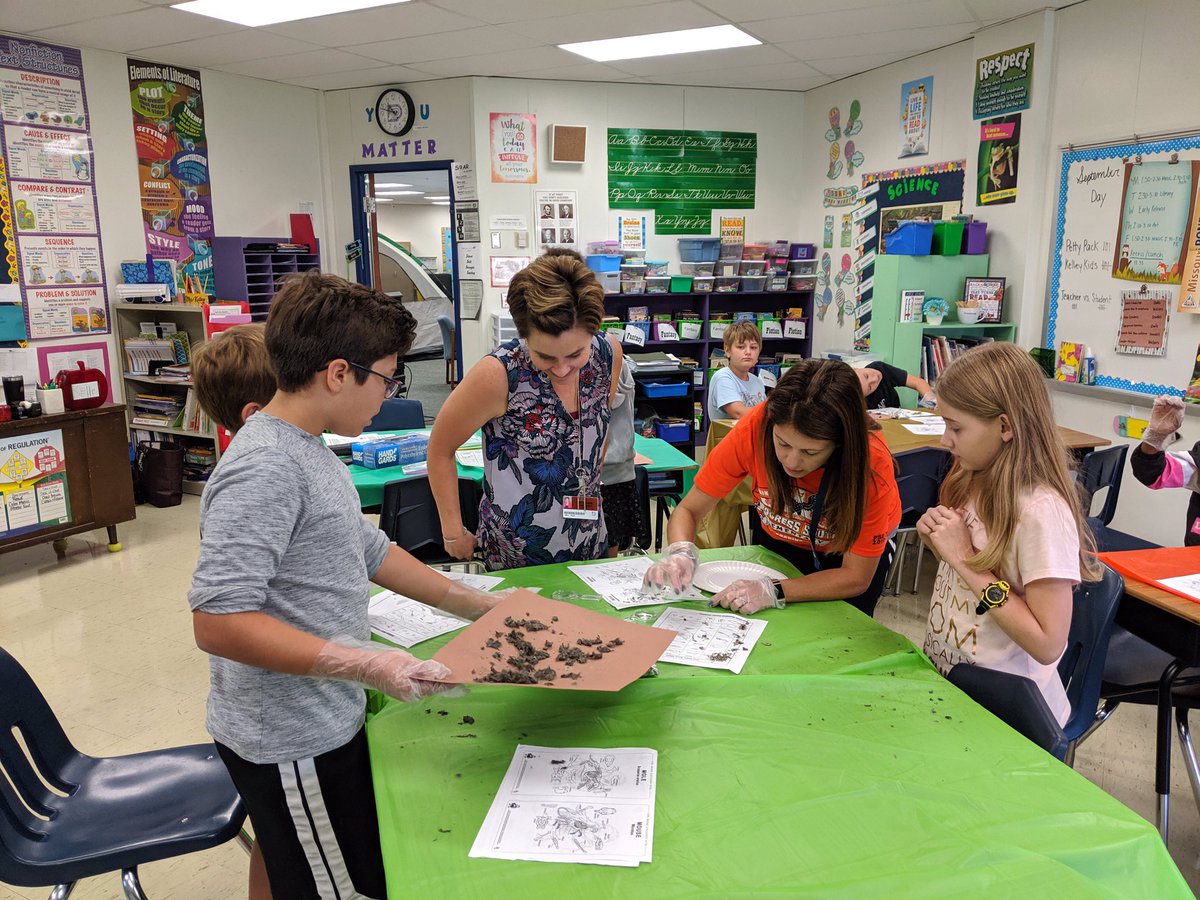 zumprogress's tweet photo. More owl pellet dissection! We found some very large bones inside these pellets. #PSElearns https://t.co/SQuvhAicxx