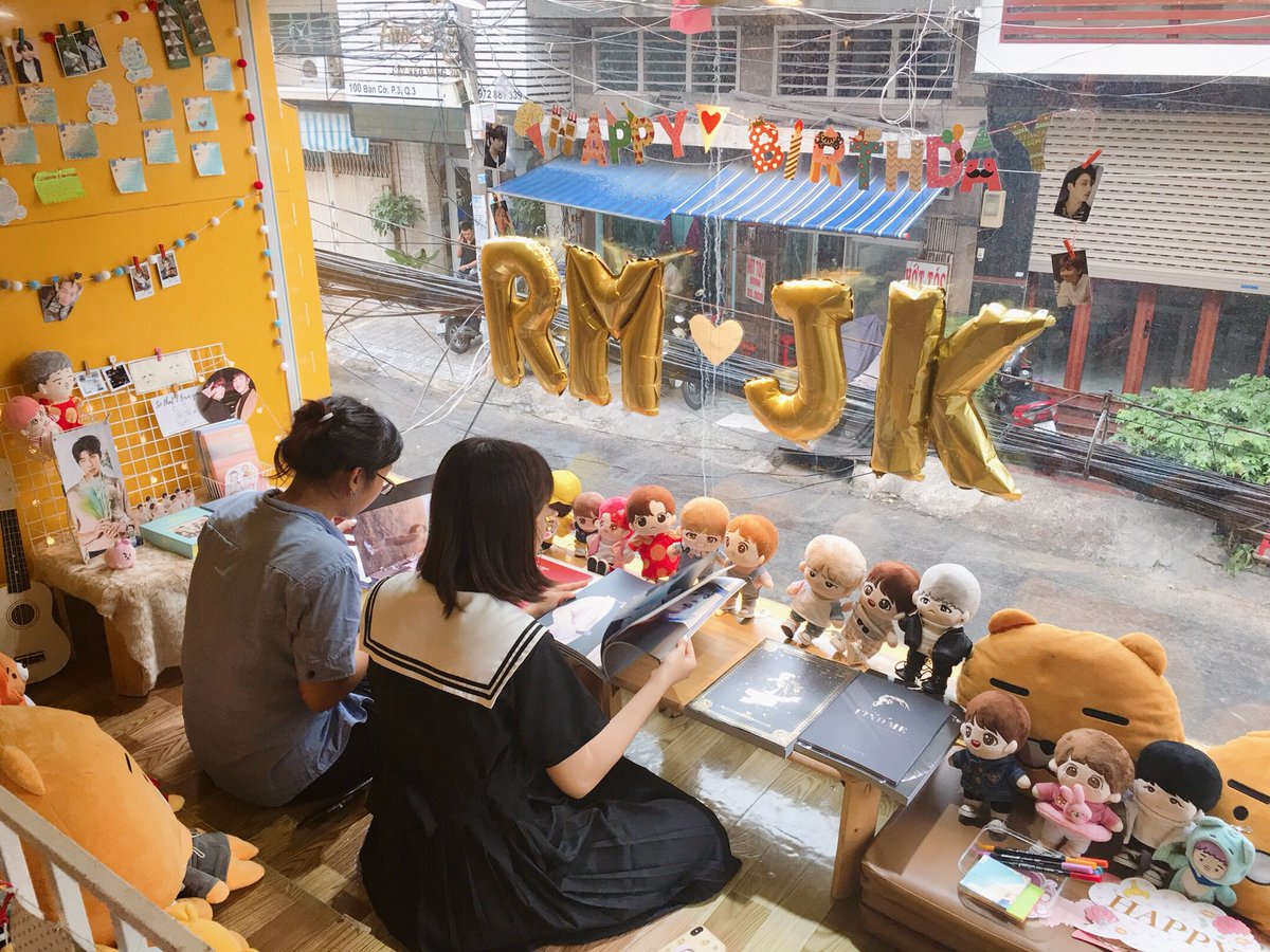 fordoublej_twt's tweet photo. 📸 2019 RM &amp; JUNG KOOK FREECARD PROJECT BY FOR DOUBLE J. &amp; THÙNG 

🕰 01/09/2019

📍Ho Chi Minh City, Vietnam

©️For Double J.

[1]
_

#RM #김남준 #JUNGKOOK #전정국 #BTS #방탄소년단 ⁠⁠#HappyJKday #HappyRMday #HappyBirthdayNamjoon #HappyJungKook 
#STILY #SoThatILoveYou https://t.co/mOxzpq8zmh