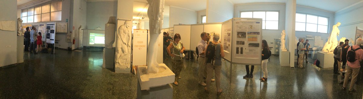 DeepWaterHWU's tweet photo. Thanks to professor Dorrik Stow and @Kancooolle for presenting the @DeepWaterHWU #research at @34thIAS on #contourite #cyclicity, a collaborative work with @DriftersRHUL @LyellCentre and thanks to all the questions and #scientific discussions. Abstract: https://t.co/ihxJhrAM0e https://t.co/B9JpPqwUC2