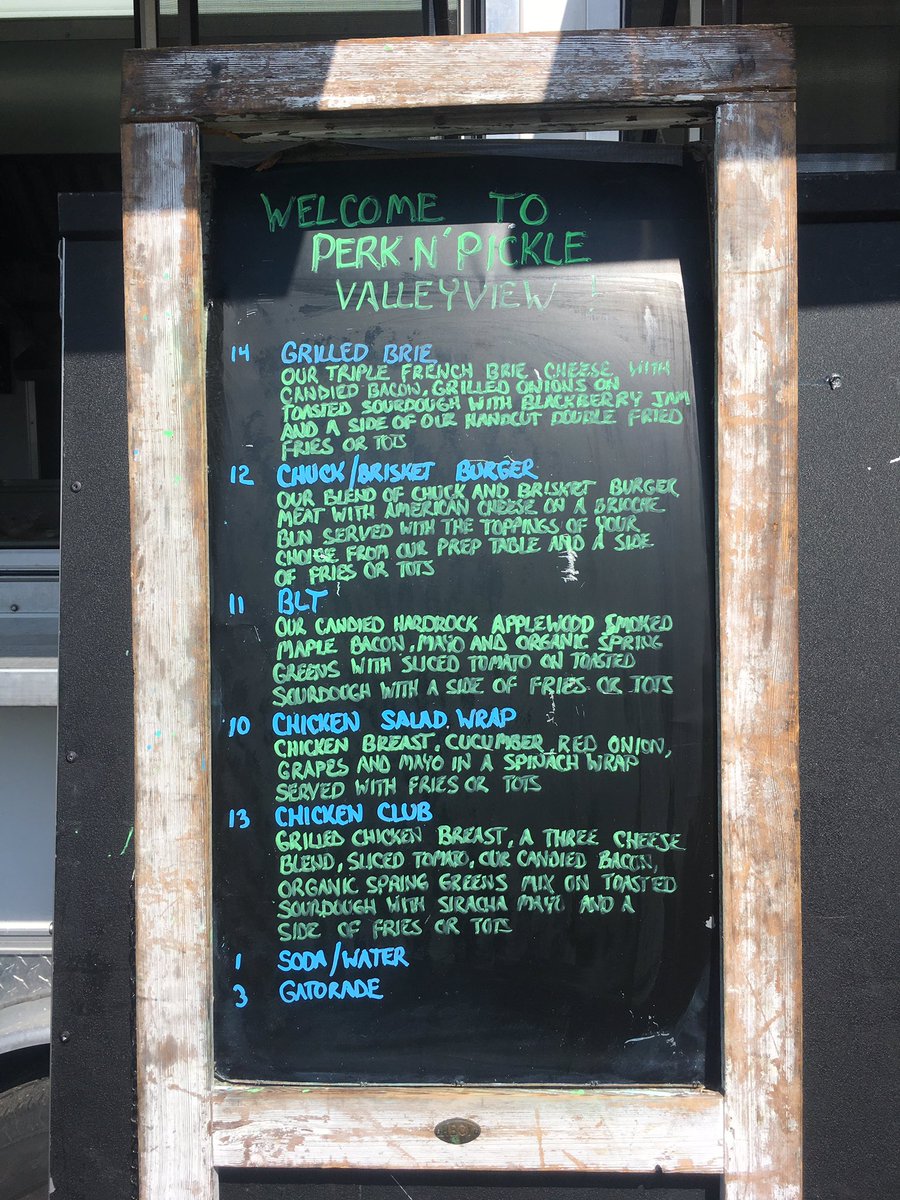 TomlinsonMary14's tweet image. It’s our first #foodtruck day of the year @VV_Voyagers !!! The @PerkNPickle lunch was amazing! #imstuffed #therewillbenaptime #dillwithit #viewourstory #enjoytheview #thirdistheword