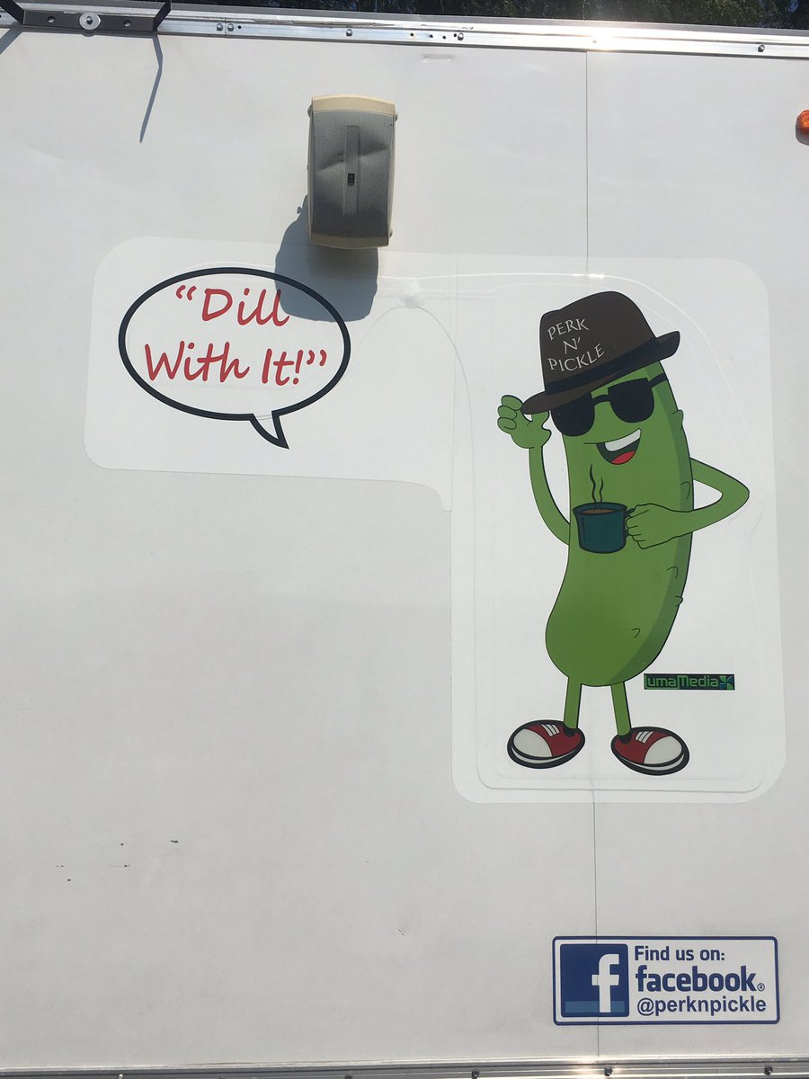 TomlinsonMary14's tweet image. It’s our first #foodtruck day of the year @VV_Voyagers !!! The @PerkNPickle lunch was amazing! #imstuffed #therewillbenaptime #dillwithit #viewourstory #enjoytheview #thirdistheword