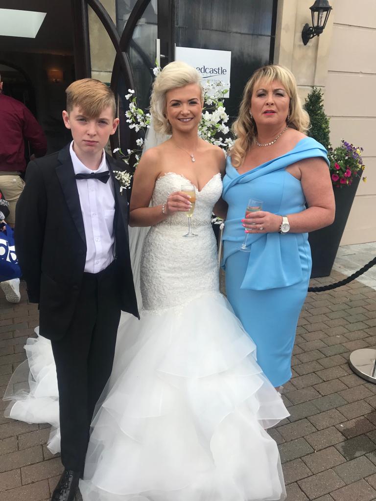 trish100803's tweet photo. What a weekend for @melanieob123 and @DeanPollock88 wedding xx https://t.co/qi5UCtTR5t