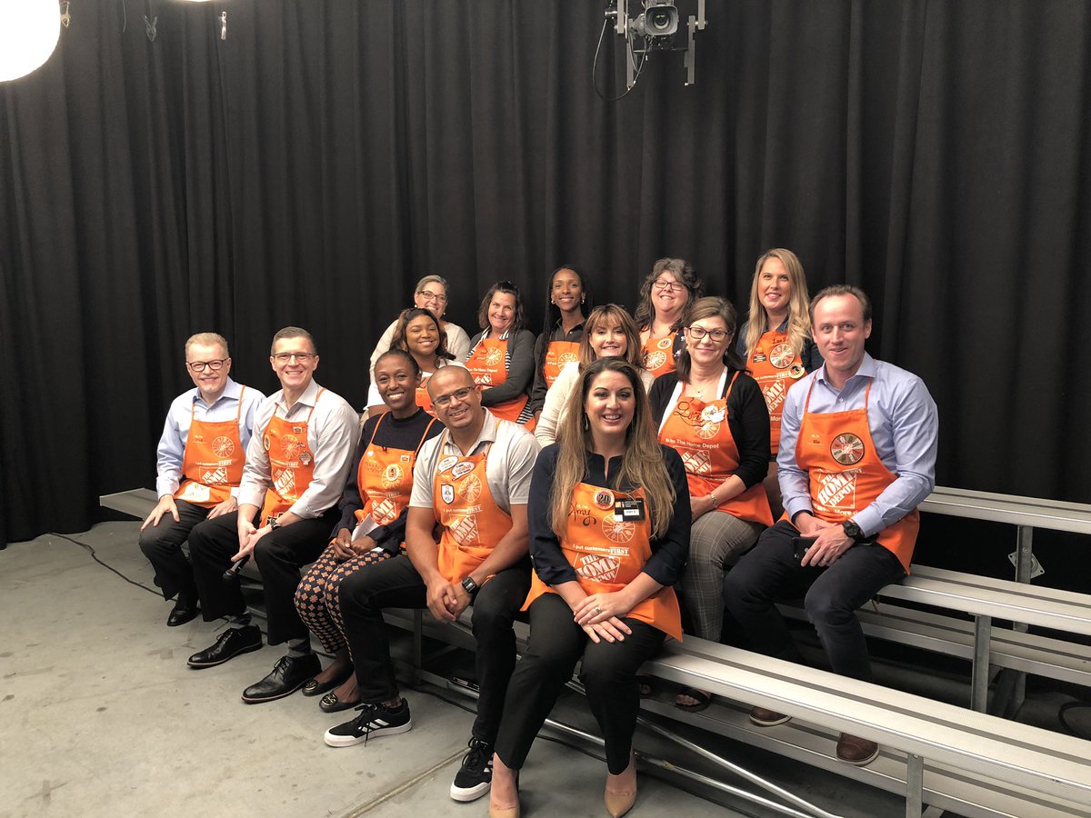 Ready to roll for HRx! <a href="/sherryyaskin/">Violet x Mayhem</a> <a href="/BejnaJim/">Jim Bejna</a> <a href="/Danit12/">Dani Tillman</a> <a href="/JBHomeDepot/">Jessica</a> <a href="/debbiesmckinley/">Debbie McKinley</a>