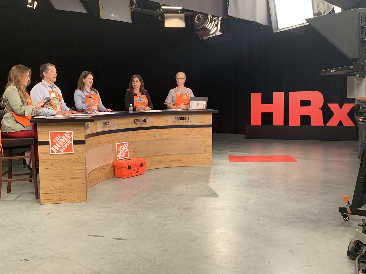 ESteinlight's tweet image. Ready for HRx with @sherryyaskin @BejnaJim @Danit12 @debbiesmckinley @JBHomeDepot