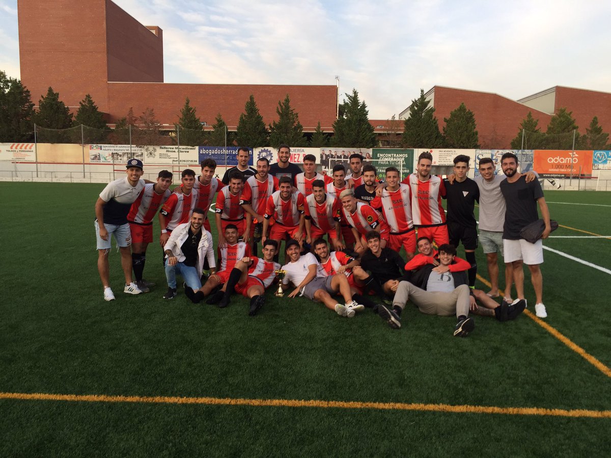 Directo | FINAAAAL del partido en el Municipal de Viladecans! 

<a href="/UD_Viladecans/">UD Viladecans</a> 5 - @sectorm 1

⚽️Abde, David J (x2), Triguero, Isma.

✔️Buen amistoso de Fiesta Mayor. Mucha suerte al @sectorm en #3cat8 🔝

#TotsSomUDV #1cat2 #futbolcat #Viladecans