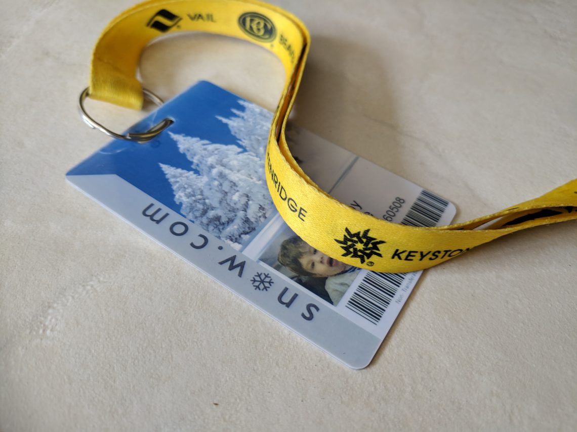 ThinkVail's tweet photo. Need a New PassHolder for your new IKON or Epic Ski Pass? Check these out! #skipass #laynard #id #thinkvail
https://t.co/Br6Ohpc41x https://t.co/WRt4wbYdrg