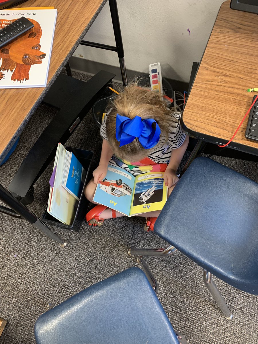 mrsbryantsbunch's tweet photo. Practicing some private & partner reading! #readingworkshop #KinderRoos #whymme #whywisd https://t.co/gMXV7vt094